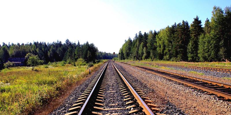 消费电子新势力崛起：深度解析深圳万世达与华为、中兴在智能家居与智能硬件领域的合作路径