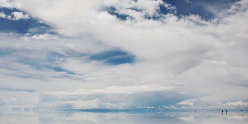 深圳万世达如何通过创新供应链管理保障消费电子硬件设计的高效交付？